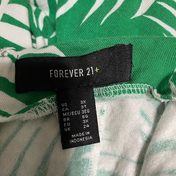 Forever 21 romper - Picture 3 of 3